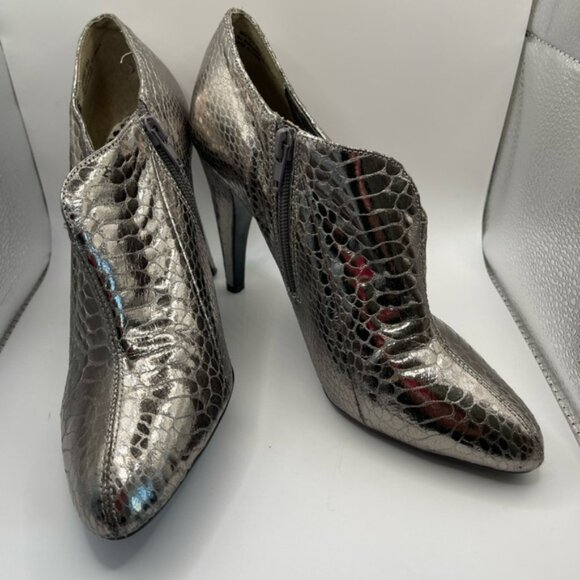 Sam Edelman Whitely Spike Silver Patent Leather Faux Snake Skin Heel Whimsical 8 - Picture 3 of 9